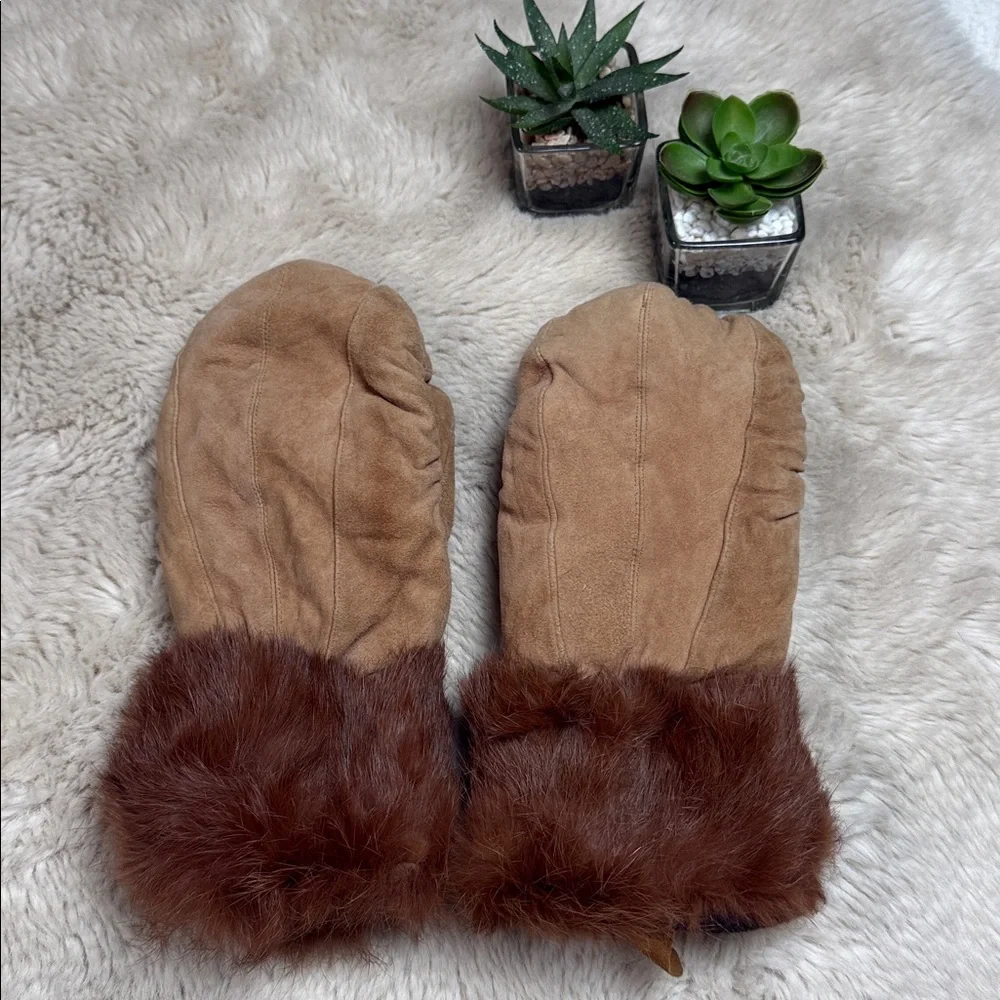 Jacob Ash Holdings Leather Mittens Faux Fur Detail Women's Medium Lined